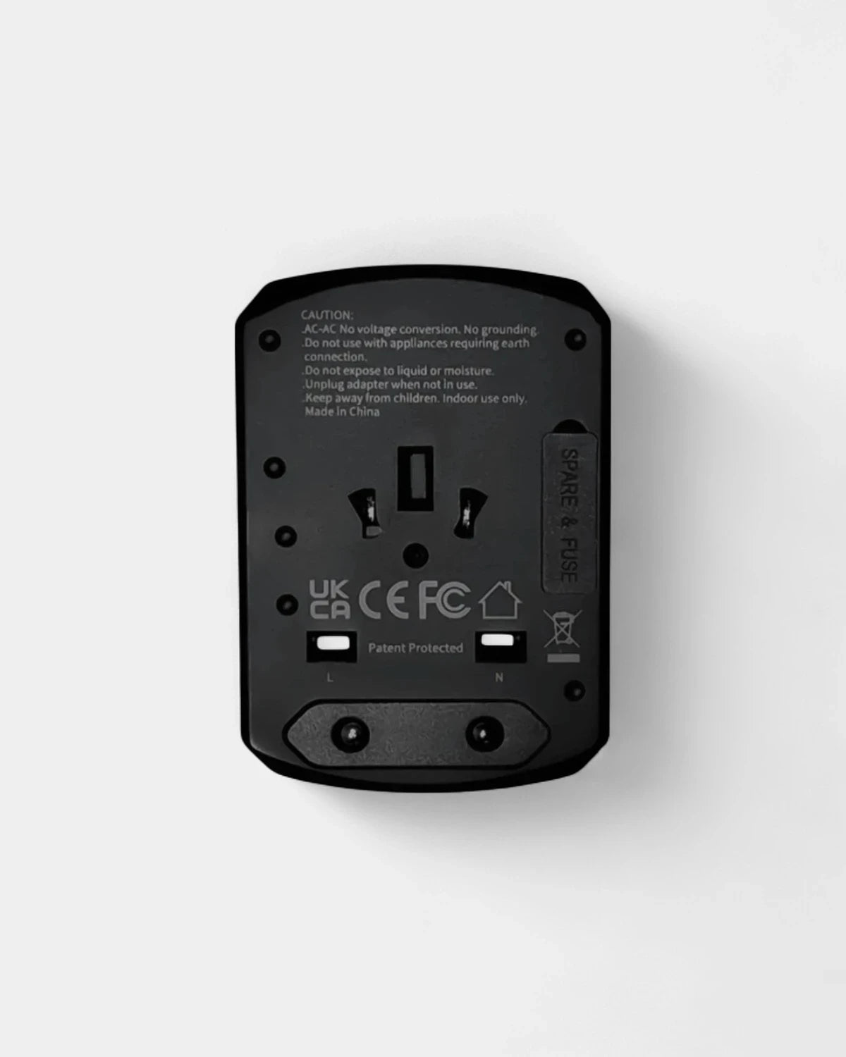adaptateur-de-voyage-universel-a-personnaliser-18
