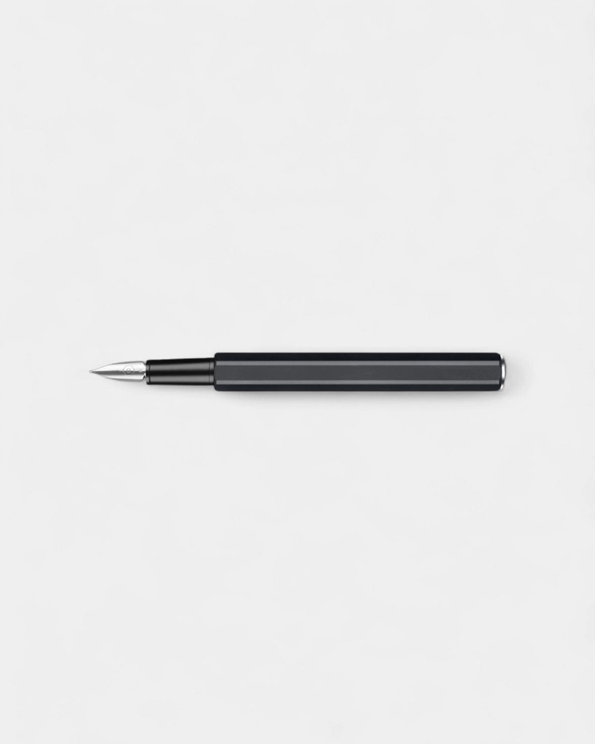 Stylo bille Caran d'Ache Plume à personnaliser